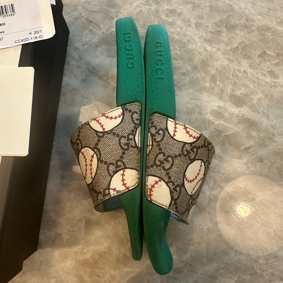 RARE - Gucci baseball slides - Picture 6 of 8